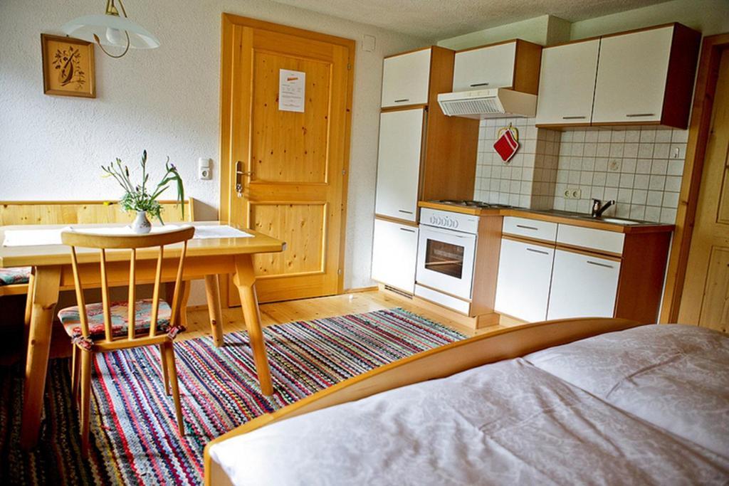 Villa Klausmoarhof Leisach Zimmer foto